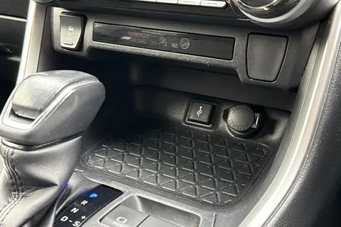 SJ72WFS Toyota Rav4 2.5 VVT-h Icon CVT Euro 6 (s/s) 5dr Thumbnail #44