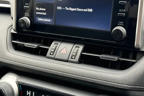 SJ72WFS Toyota Rav4 2.5 VVT-h Icon CVT Euro 6 (s/s) 5dr Thumbnail #46