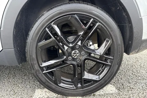 CY25HWE Volkswagen T-Cross 1.0 TSI Black Edition 5dr DSG Thumbnail #11