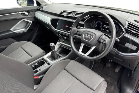 PJ22WZT Audi Q3 Sport 35 TFSI  150 PS 6-speed Thumbnail #14