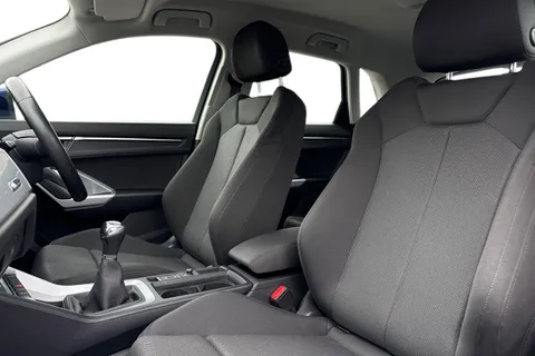 PJ22WZT Audi Q3 Sport 35 TFSI  150 PS 6-speed Thumbnail #16