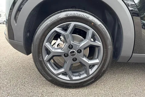 DG25PWZ BYD Dolphin Surf 43.2kWh Boost Auto 5dr Thumbnail #22