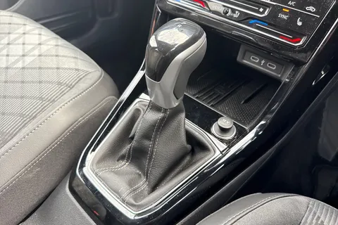 CY25HWE Volkswagen T-Cross 1.0 TSI Black Edition 5dr DSG Thumbnail #23