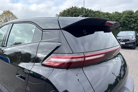 DG25PWZ BYD Dolphin Surf 43.2kWh Boost Auto 5dr Thumbnail #31