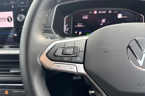 CY25HWE Volkswagen T-Cross 1.0 TSI Black Edition 5dr DSG Thumbnail #44