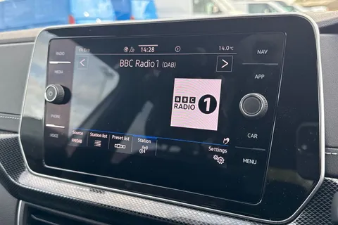 CY25HWE Volkswagen T-Cross 1.0 TSI Black Edition 5dr DSG Thumbnail #48