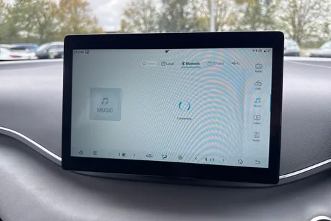 DG25PWZ BYD Dolphin Surf 43.2kWh Boost Auto 5dr Thumbnail #51