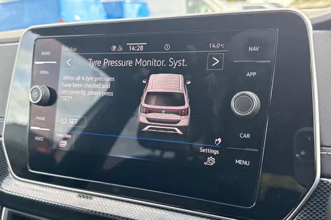 CY25HWE Volkswagen T-Cross 1.0 TSI Black Edition 5dr DSG Thumbnail #54