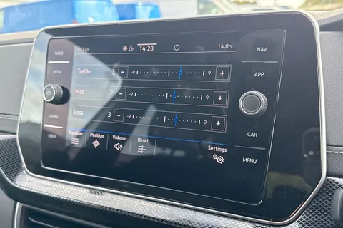 CY25HWE Volkswagen T-Cross 1.0 TSI Black Edition 5dr DSG Thumbnail #55