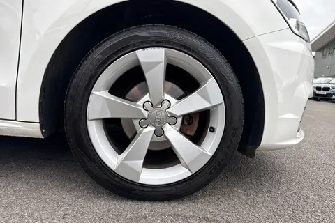 DV18DHA Audi A1 1.0 TFSI Sport Sportback Euro 6 (s/s) 5dr (Nav) Thumbnail #7