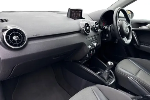 DV18DHA Audi A1 1.0 TFSI Sport Sportback Euro 6 (s/s) 5dr (Nav) Thumbnail #9