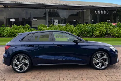 BL73FLZ Audi S3 Black Edition TFSI 310 PS S tronic Thumbnail #4