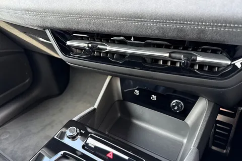 Audi Q6 E-Tron 100kWh Edition 1 Auto quattro 5dr Thumbnail #49