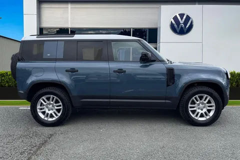 YC20HJF Land Rover Defender 110 2.0 SD4 S Auto 4WD Euro 6 (s/s) 5dr Thumbnail #4