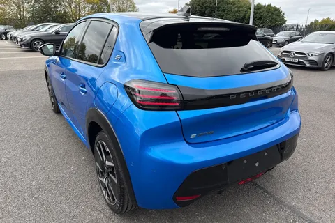 7 of 67 for PEUGEOT e-208 51kWh GT Premium Auto 5dr (7.4kW Charger)