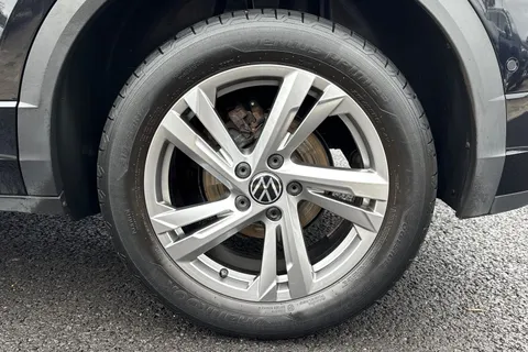 MP23HVB Volkswagen T-Roc 1.5 TSI R-Line 5dr Thumbnail #11