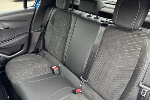 18 of 67 for PEUGEOT e-208 51kWh GT Premium Auto 5dr (7.4kW Charger)