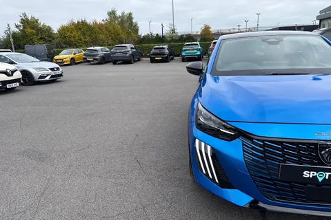 24 of 67 for PEUGEOT e-208 51kWh GT Premium Auto 5dr (7.4kW Charger)