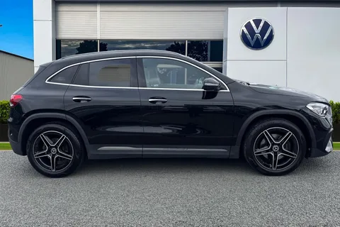 KP23XTW Mercedes-Benz Gla 1.3 GLA200 AMG Line (Premium) 7G-DCT Euro 6 (s/s) 5dr Thumbnail #4