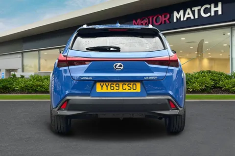 YY69CSO Lexus Ux 2.0 250h Takumi E-CVT Euro 6 (s/s) 5dr Thumbnail #5