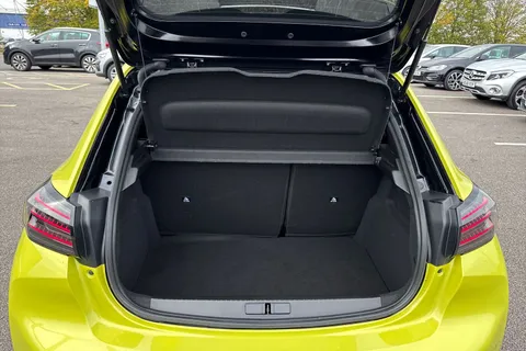 6 of 66 for PEUGEOT 208 115kW GT 51kWh 5dr Auto