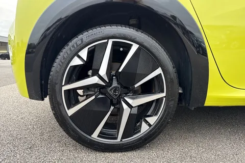 10 of 66 for PEUGEOT 208 115kW GT 51kWh 5dr Auto