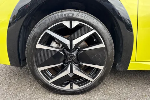 11 of 66 for PEUGEOT 208 115kW GT 51kWh 5dr Auto