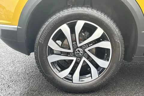 10 of 51 for VOLKSWAGEN T-ROC 1.5 TSI EVO Active 5dr DSG