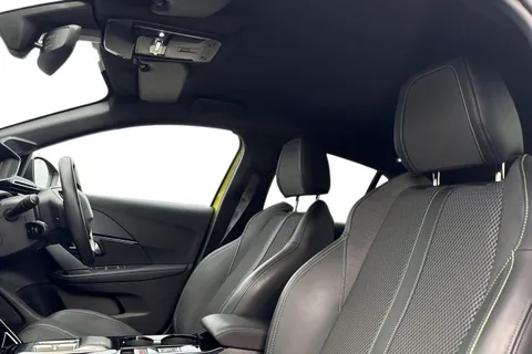 15 of 66 for PEUGEOT 208 115kW GT 51kWh 5dr Auto