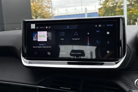 16 of 67 for PEUGEOT 208 1.2 PureTech Style Euro 6 (s/s) 5dr