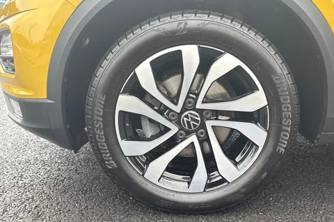 12 of 51 for VOLKSWAGEN T-ROC 1.5 TSI EVO Active 5dr DSG