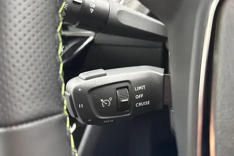 42 of 67 for PEUGEOT e-208 51kWh GT Premium Auto 5dr (7.4kW Charger)