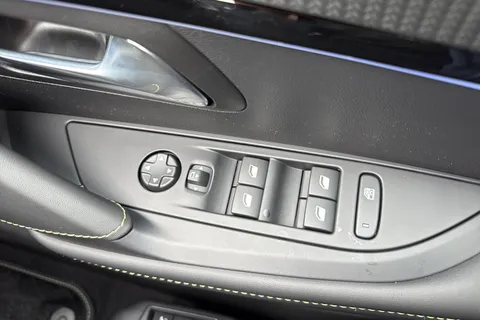 43 of 67 for PEUGEOT e-208 51kWh GT Premium Auto 5dr (7.4kW Charger)