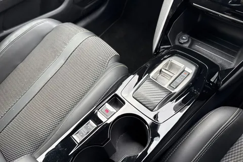 22 of 66 for PEUGEOT 208 115kW GT 51kWh 5dr Auto