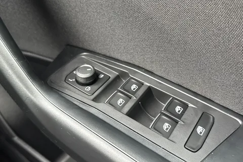 21 of 51 for VOLKSWAGEN T-ROC 1.5 TSI EVO Active 5dr DSG