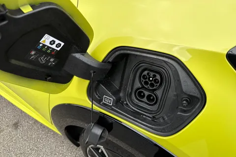 33 of 66 for PEUGEOT 208 115kW GT 51kWh 5dr Auto