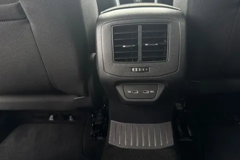 31 of 51 for VOLKSWAGEN T-ROC 1.5 TSI EVO Active 5dr DSG