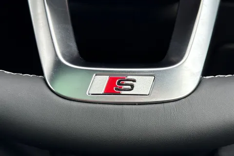  Audi Q8 3.0 TFSI V6 55 Vorsprung Tiptronic quattro Euro 6 (s/s) 5dr Thumbnail #37