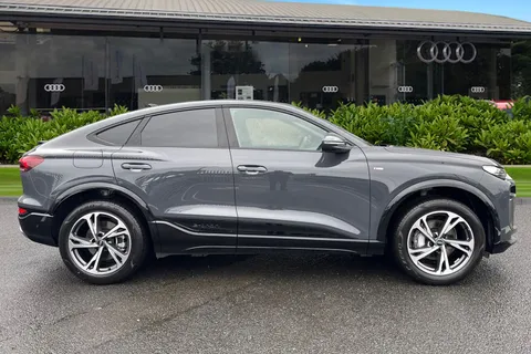  Audi Q6 E-Tron 100kWh S line Sportback Auto quattro 5dr Thumbnail #4