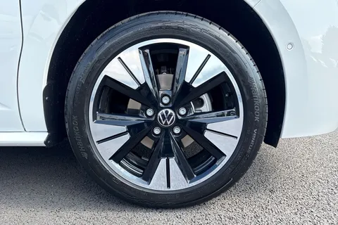 10 of 64 for VOLKSWAGEN CALIFORNIA 2.0 TDI Ocean 5dr DSG