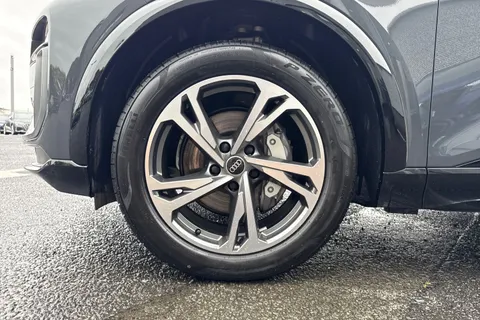  Audi Q6 E-Tron 100kWh S line Sportback Auto quattro 5dr Thumbnail #10