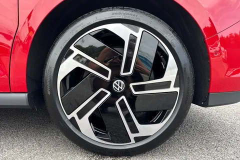 DE75WDA Volkswagen ID. Buzz GTX SWB 340 PS 79 kWh Pro Electric Automatic - Heat Pump / Towbar Thumbnail #12