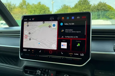 DE75WDA Volkswagen ID. Buzz GTX SWB 340 PS 79 kWh Pro Electric Automatic - Heat Pump / Towbar Thumbnail #17