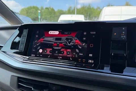 22 of 64 for VOLKSWAGEN CALIFORNIA 2.0 TDI Ocean 5dr DSG