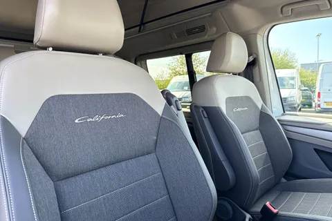 24 of 64 for VOLKSWAGEN CALIFORNIA 2.0 TDI Ocean 5dr DSG