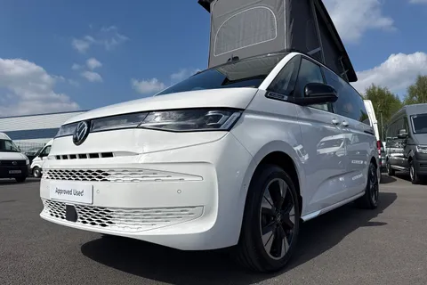 28 of 64 for VOLKSWAGEN CALIFORNIA 2.0 TDI Ocean 5dr DSG