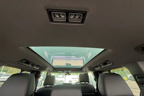 DE75WDA Volkswagen ID. Buzz GTX SWB 340 PS 79 kWh Pro Electric Automatic - Heat Pump / Towbar Thumbnail #30