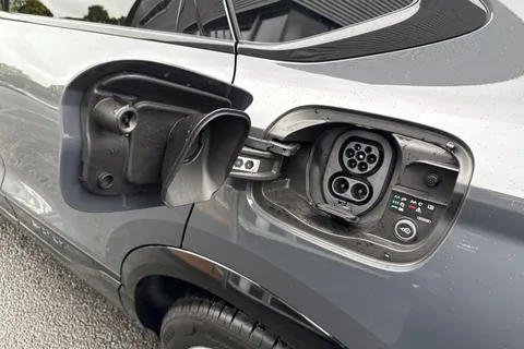  Audi Q6 E-Tron 100kWh S line Sportback Auto quattro 5dr Thumbnail #32