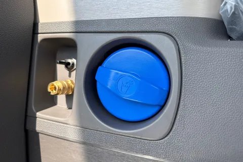 35 of 64 for VOLKSWAGEN CALIFORNIA 2.0 TDI Ocean 5dr DSG