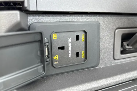 43 of 64 for VOLKSWAGEN CALIFORNIA 2.0 TDI Ocean 5dr DSG